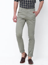 Load image into Gallery viewer, Slim Fit Solid Chinos